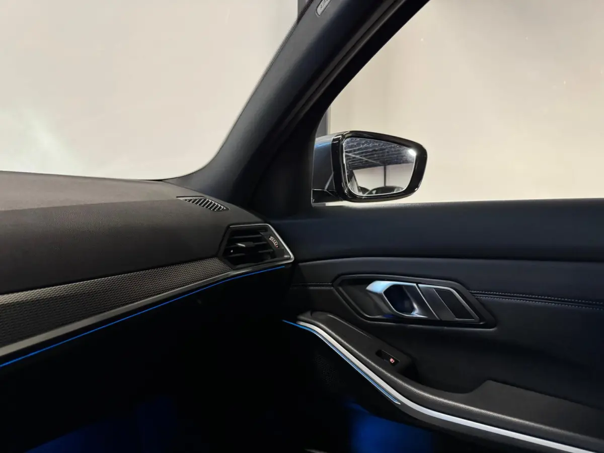 320e xDrive M-pakket Plus PANO KEYLESS