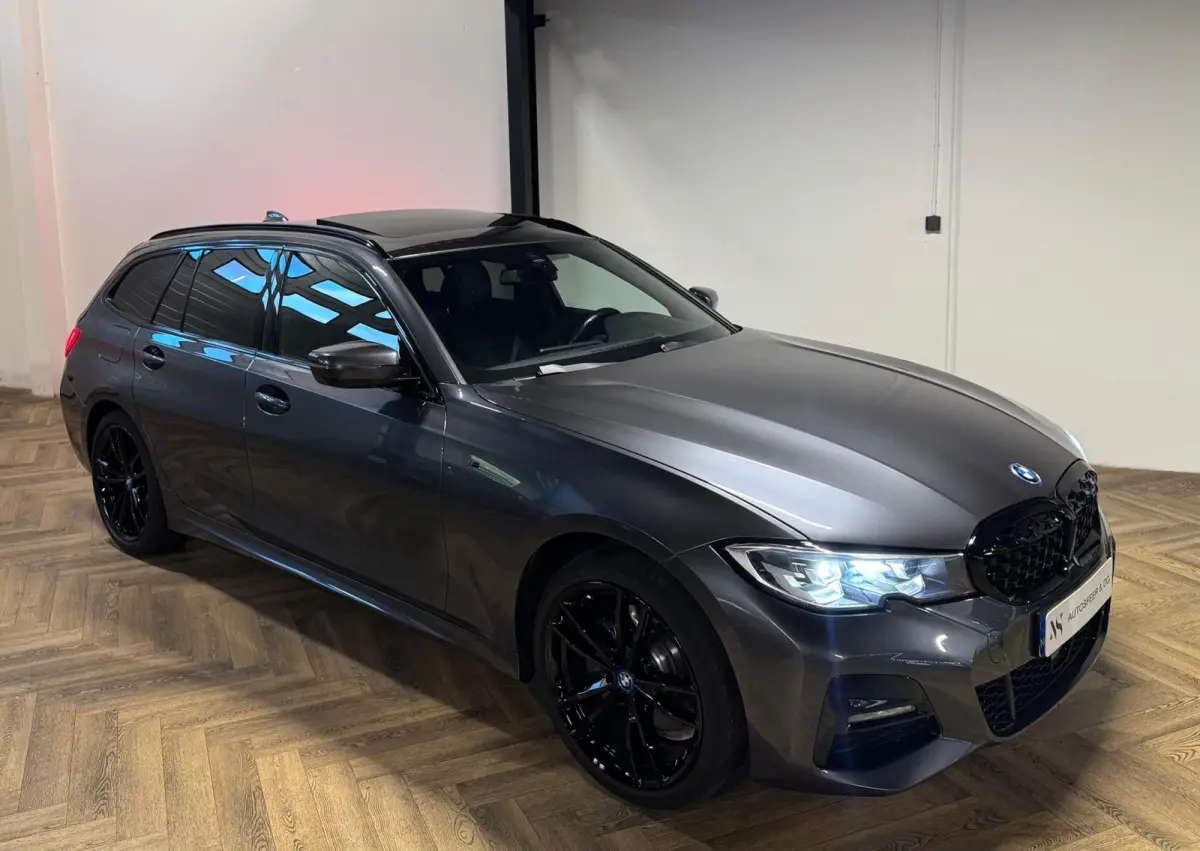 320e xDrive M-pakket Plus PANO KEYLESS