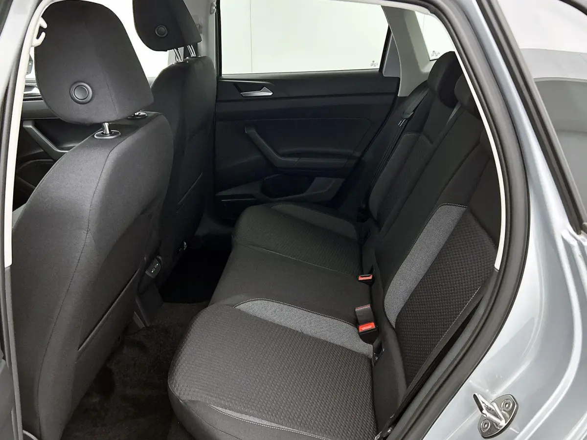 1.0 TSI Life Edition 95 PK | Navigatie | Camera | Apple Carplay | Android Auto | Climate Control | Digital Cockpit | Adaptive Cruise Control | LED |