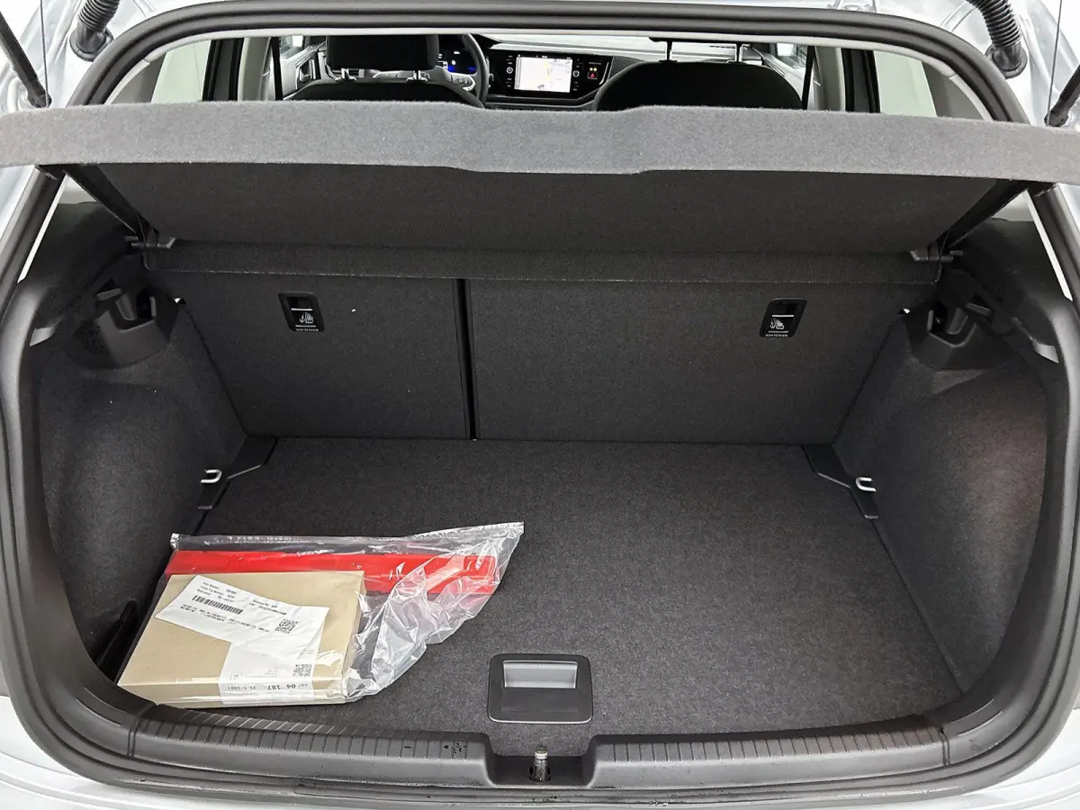 1.0 TSI Life Edition 95 PK | Navigatie | Camera | Apple Carplay | Android Auto | Climate Control | Digital Cockpit | Adaptive Cruise Control | LED |
