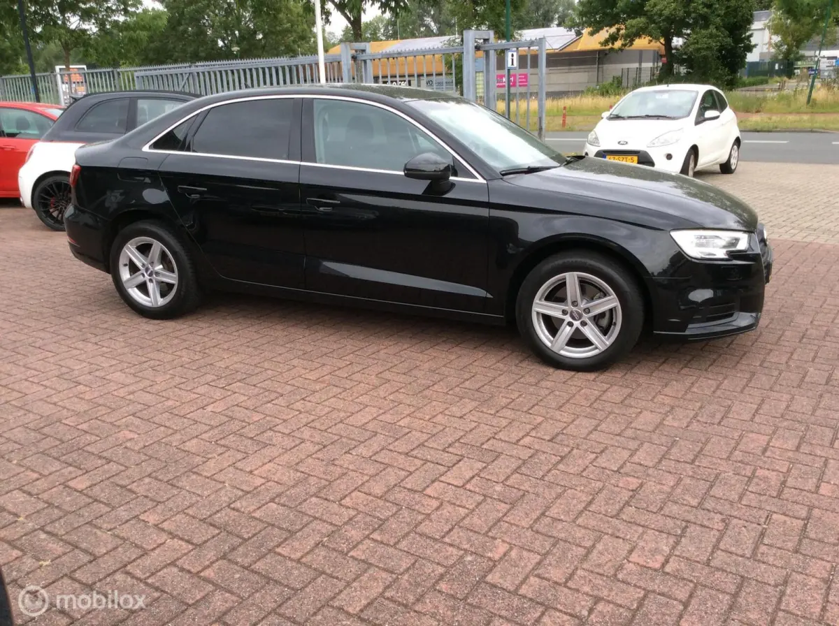 1.0 TFSI Pro Line Automaat Nav Lm Vlg Nap