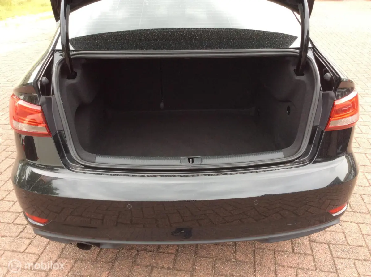 1.0 TFSI Pro Line Automaat Nav Lm Vlg Nap
