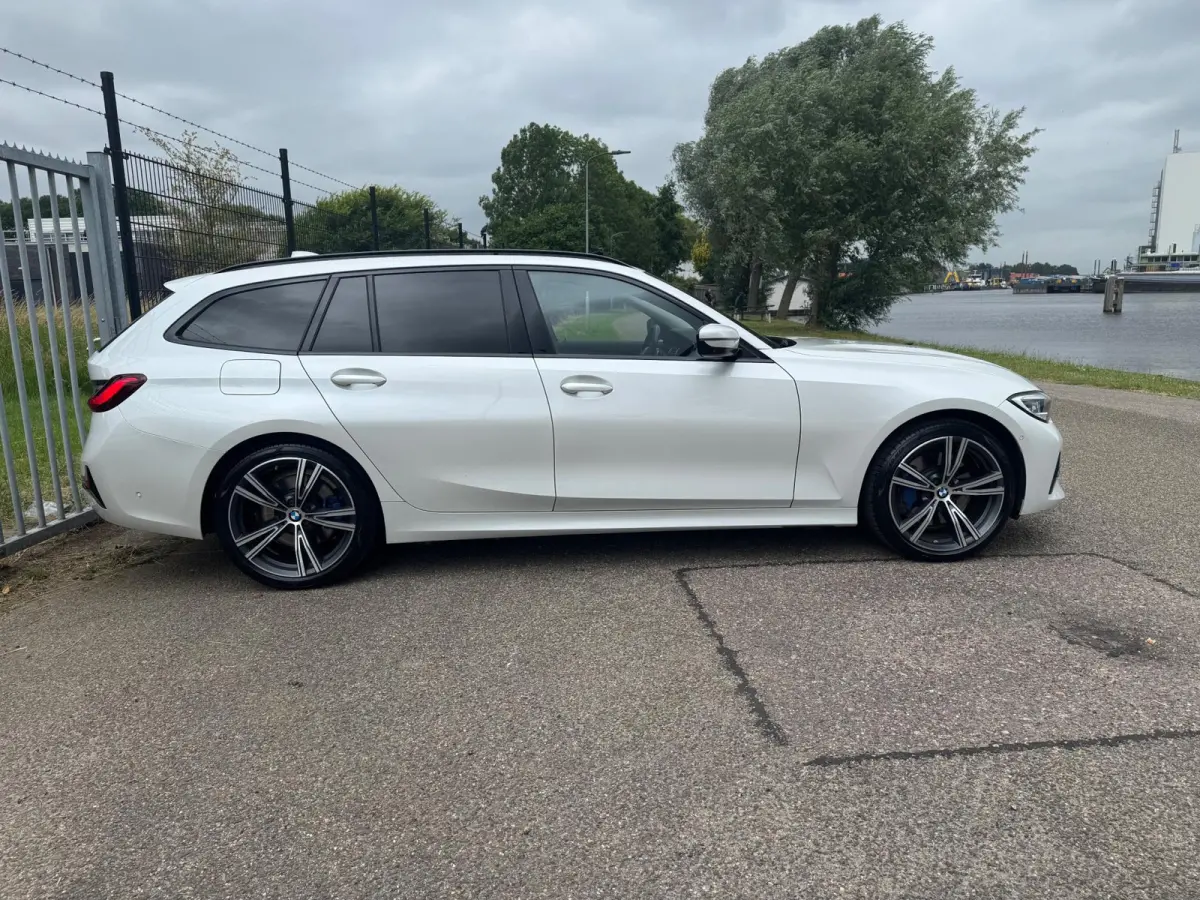 330e xDrive High Executive Laser Pano 360Cam MEGA VOL!!