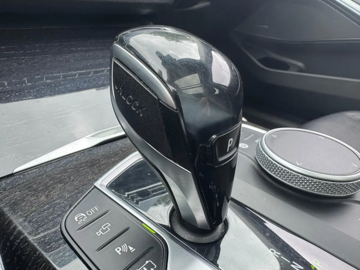 330e xDrive High Executive Laser Pano 360Cam MEGA VOL!!