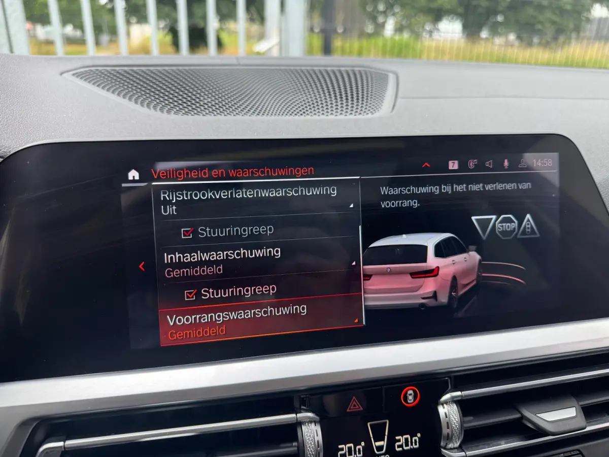 330e xDrive High Executive Laser Pano 360Cam MEGA VOL!!