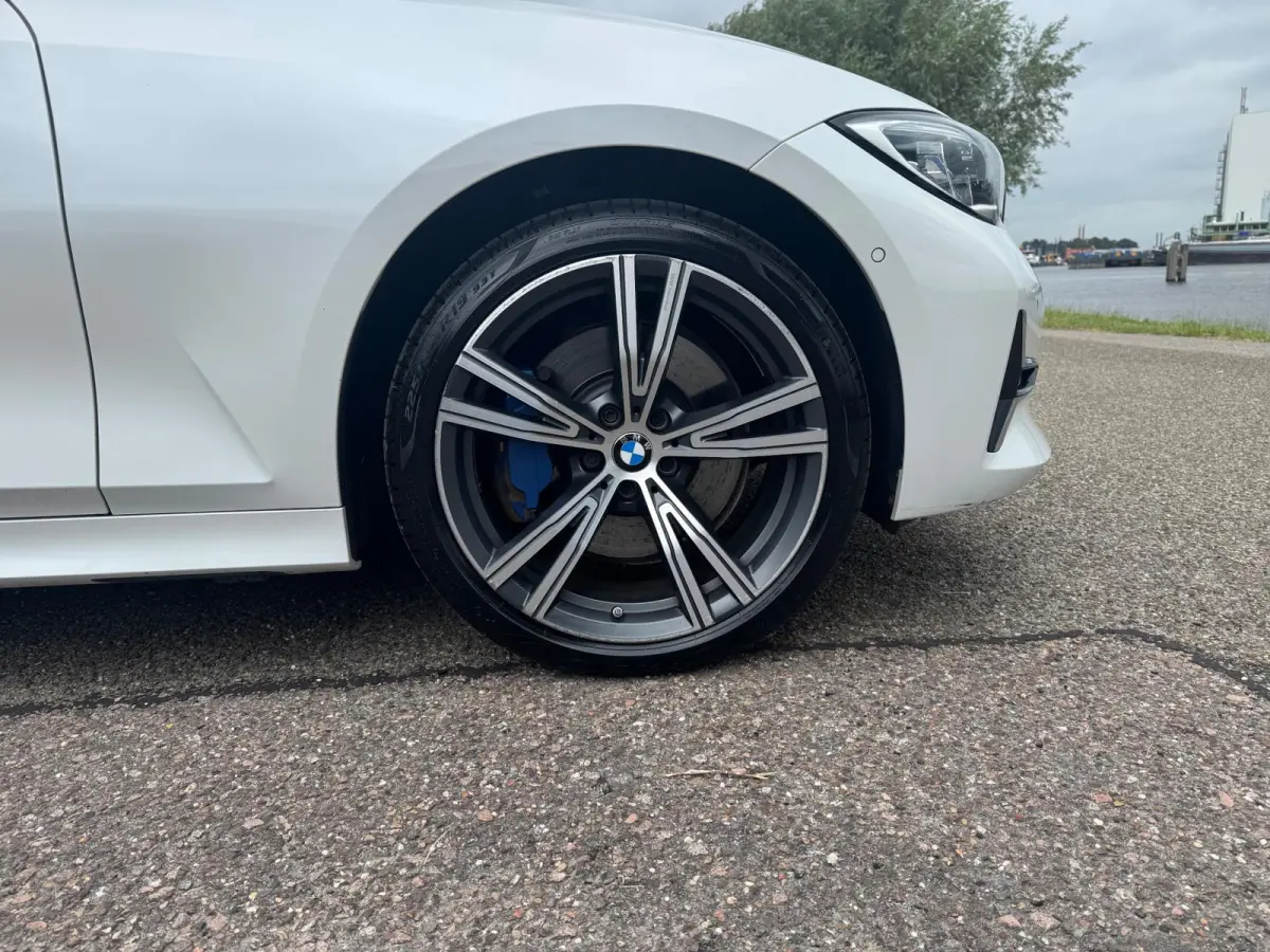 330e xDrive High Executive Laser Pano 360Cam MEGA VOL!!