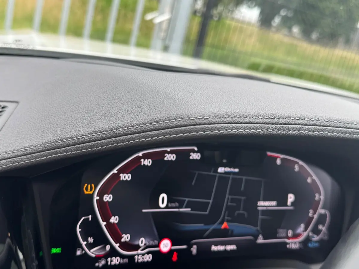 330e xDrive High Executive Laser Pano 360Cam MEGA VOL!!