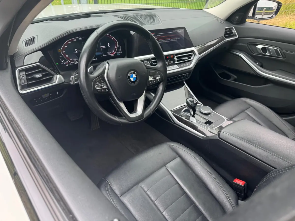 330e xDrive High Executive Laser Pano 360Cam MEGA VOL!!