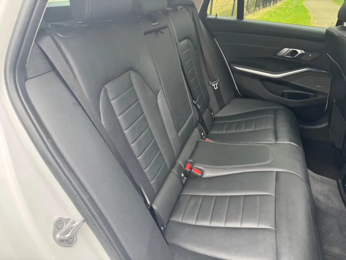330e xDrive High Executive Laser Pano 360Cam MEGA VOL!!