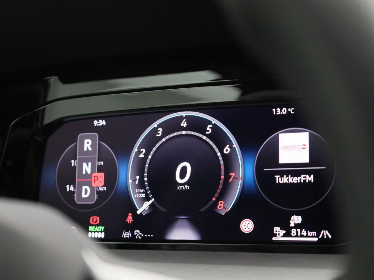 1.5 eHybrid Life Edition | Navigatie | Draadloze Apple Carplay | Adaptieve cruise control | Lane assist | Stoelverwarming | Stuurwielverwarming | Climate control | Achteruitrij camera | Park