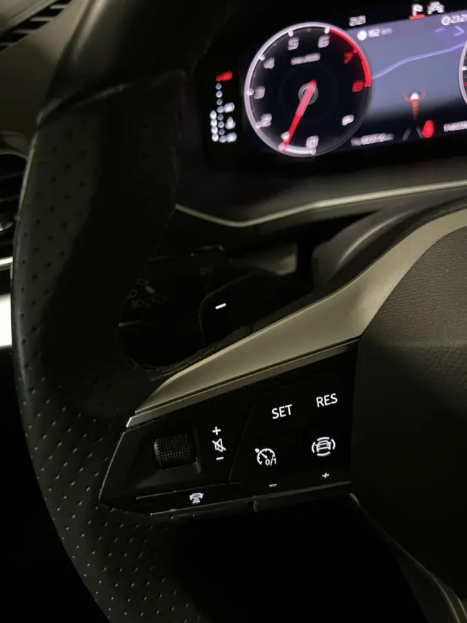 1.5 TSI FR Virtual Sfeer Trekhaak 360° Camera