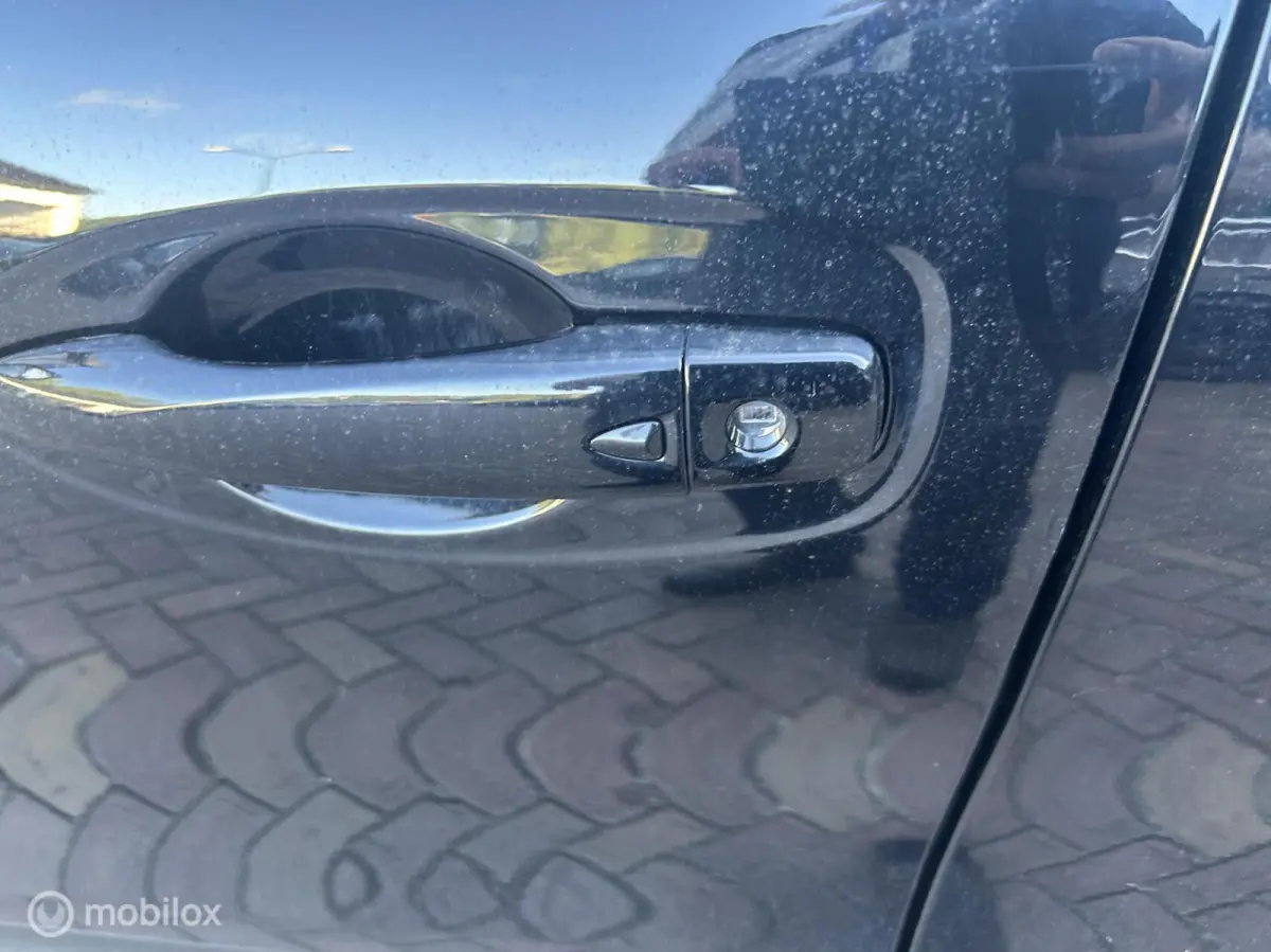 1.3 TCe Black Edition * AUTOMAAT * NAVIGATIE
