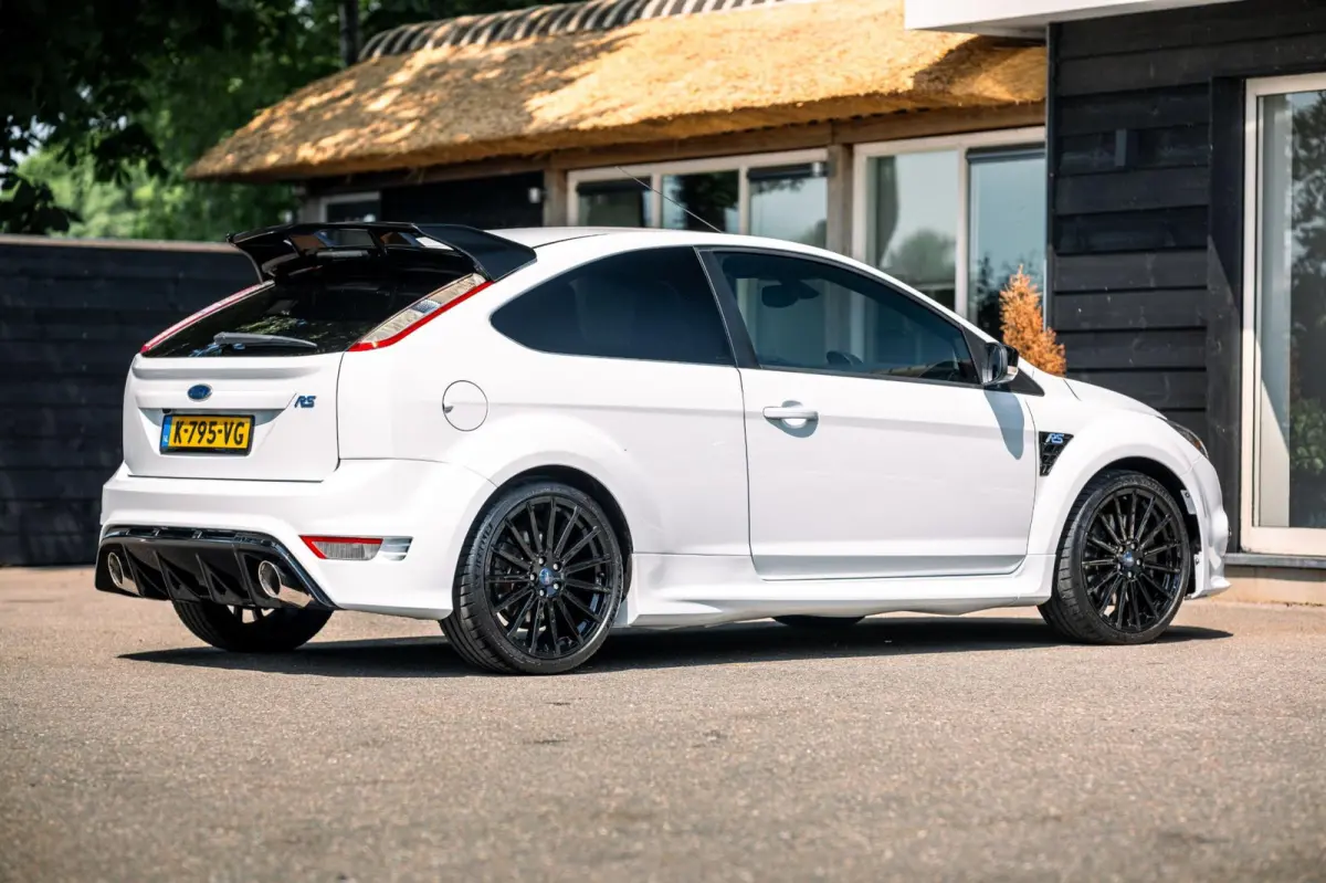 2.5 RS Nieuwstaat I Uitgebreid Dekra Rapport I Liefhebbersauto I 19 Inch I Recaro I Camera