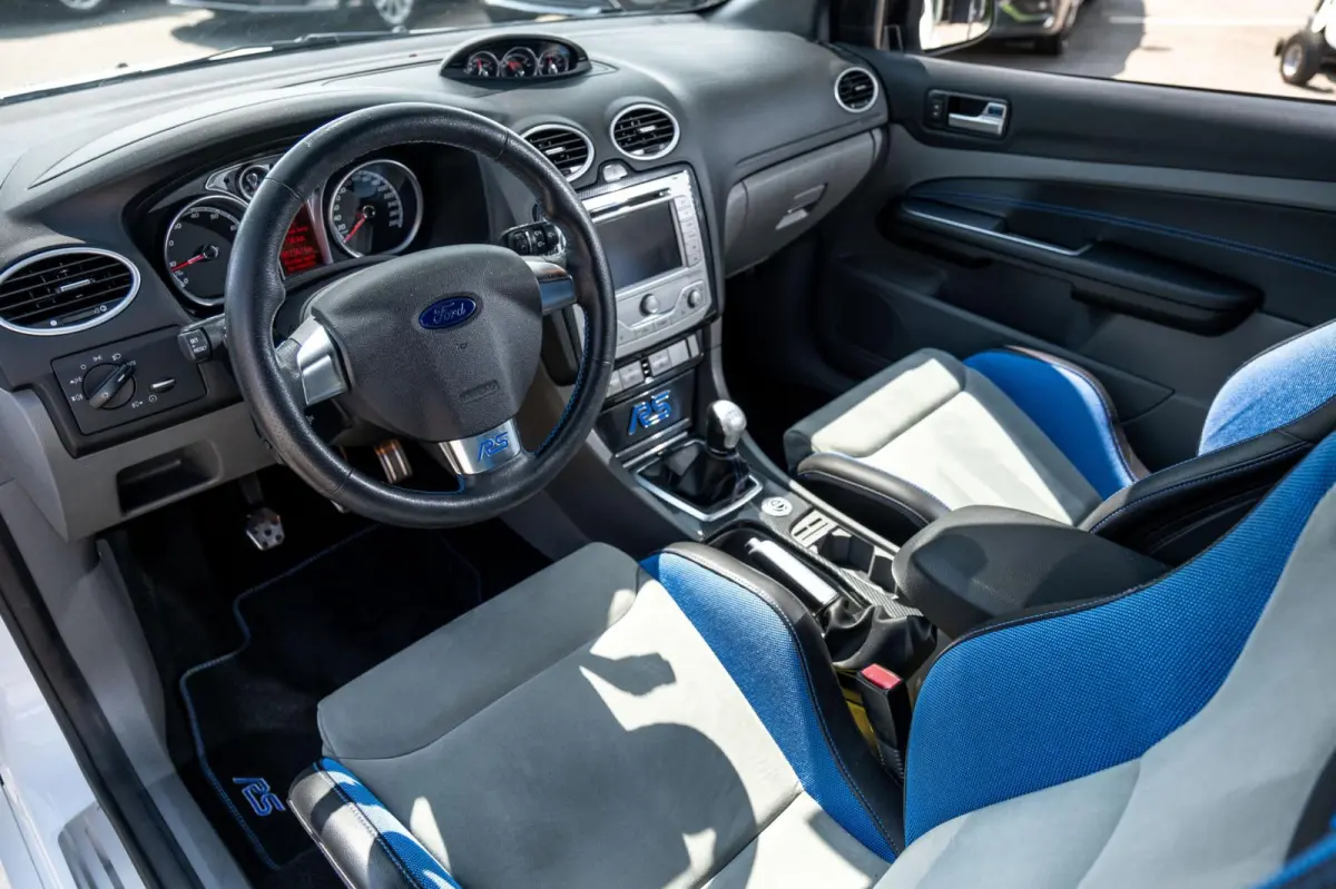 2.5 RS Nieuwstaat I Uitgebreid Dekra Rapport I Liefhebbersauto I 19 Inch I Recaro I Camera