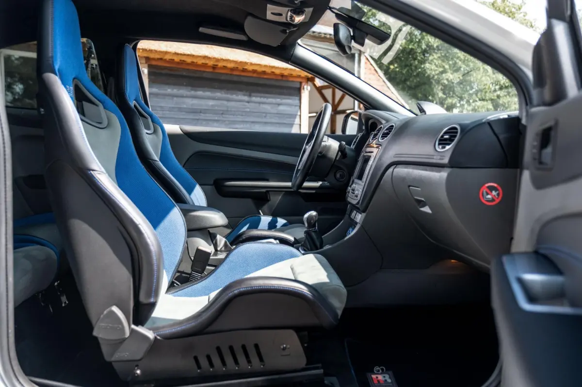 2.5 RS Nieuwstaat I Uitgebreid Dekra Rapport I Liefhebbersauto I 19 Inch I Recaro I Camera