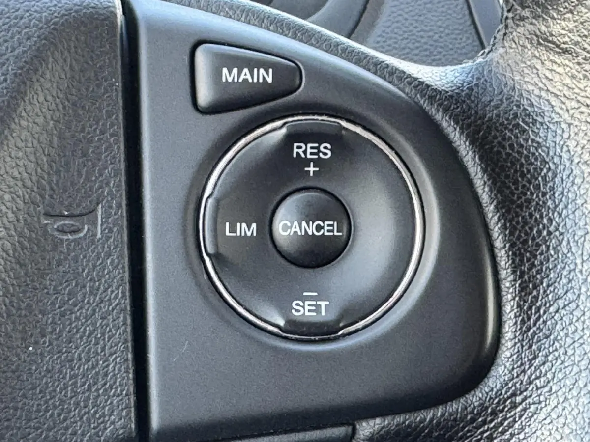 2.0 Comfort Cruise ontrol Climate control Stoelverwarming Achteruitrijcamera Bluetooth