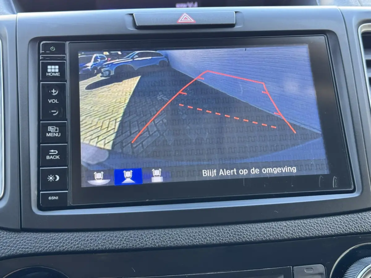2.0 Comfort Cruise ontrol Climate control Stoelverwarming Achteruitrijcamera Bluetooth