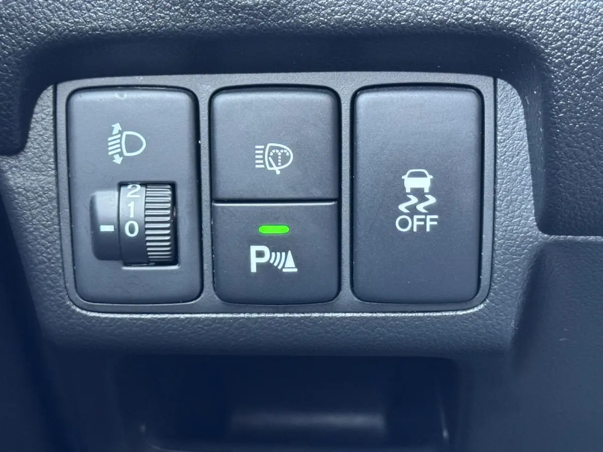 2.0 Comfort Cruise ontrol Climate control Stoelverwarming Achteruitrijcamera Bluetooth