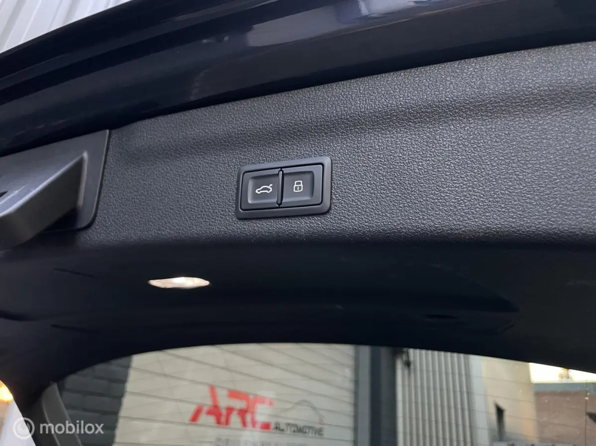 55 TFSIe Quattro S-line - CAMERA/ACC/KEYLESS