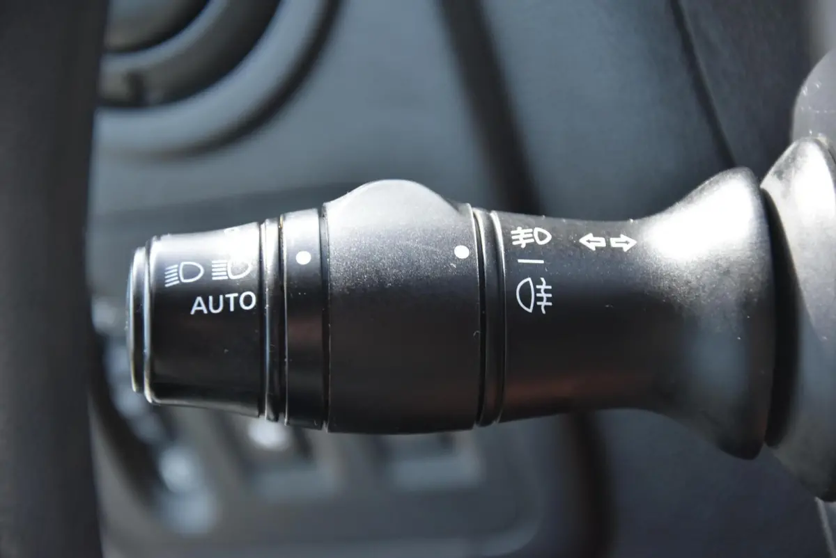 2.3 CDTI 170 Pk E6 L3 DC Pickup Clima Navi Cruise