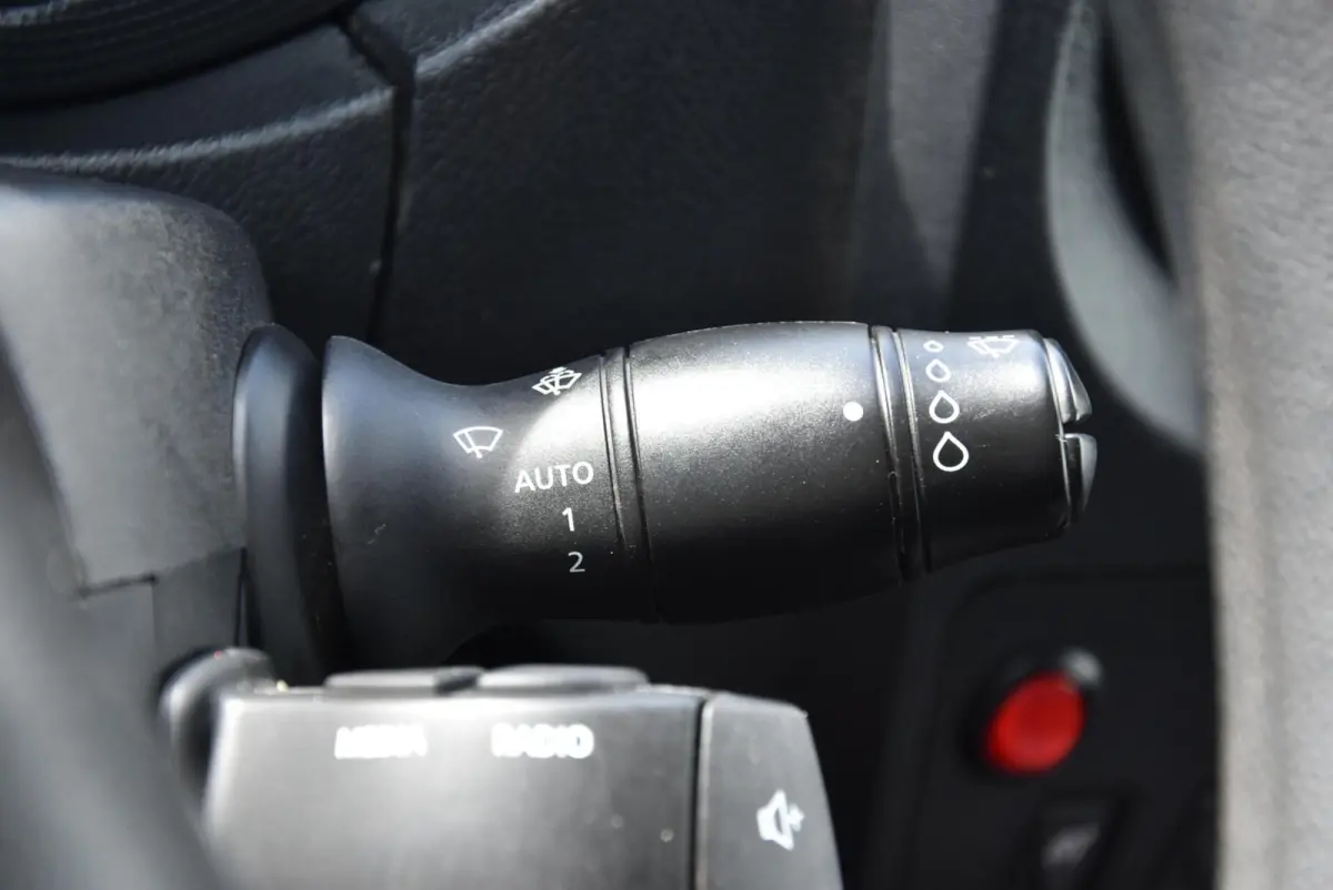 2.3 CDTI 170 Pk E6 L3 DC Pickup Clima Navi Cruise