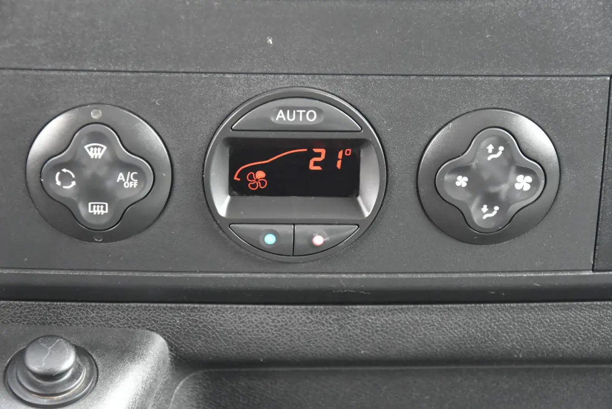 2.3 CDTI 170 Pk E6 L3 DC Pickup Clima Navi Cruise