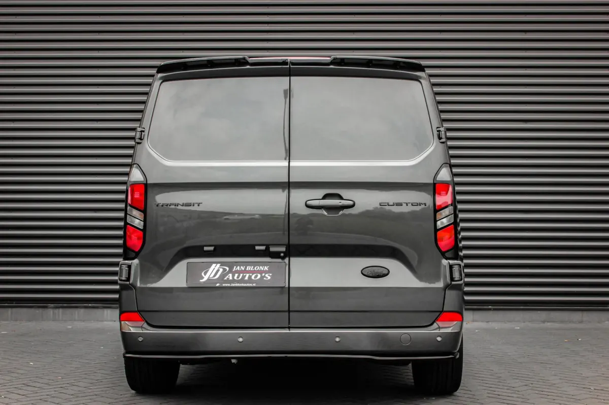 320 2.0 TDCI L2H1 Limited 170PK JB- EDITION / DRIVER ASSISTANCE PACK / 3- ZITS / MY2024 / CAMERA / ADAP.CRUISE