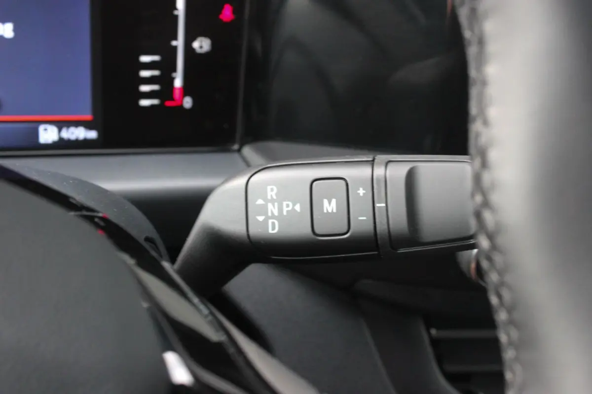 320 2.0 TDCI L2H1 Limited 170PK JB- EDITION / DRIVER ASSISTANCE PACK / 3- ZITS / MY2024 / CAMERA / ADAP.CRUISE
