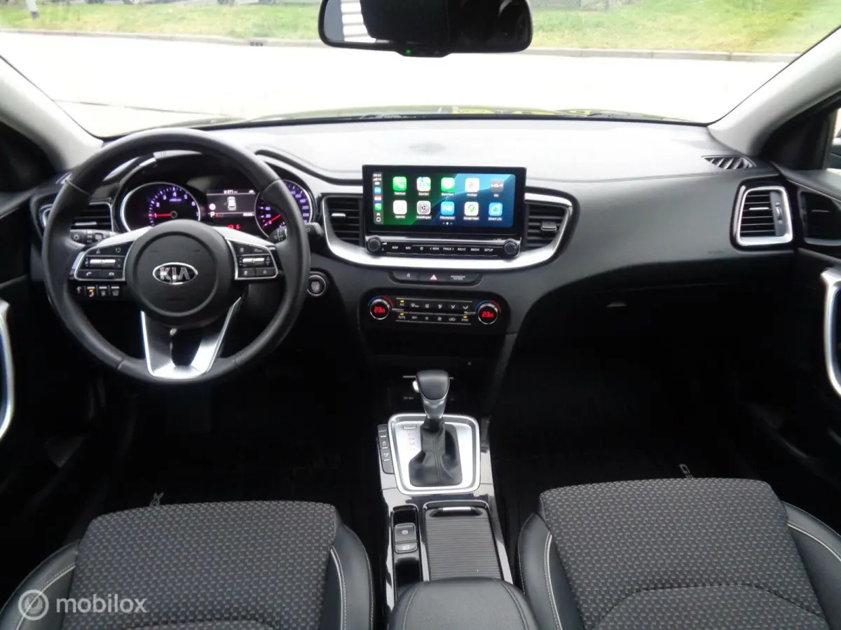 1.4 T-GDi Executive/AUTOMAAT/Navi/Panoramadak/Half Leer/18''Lm/Trekhaak/JBL-sound/1st eig