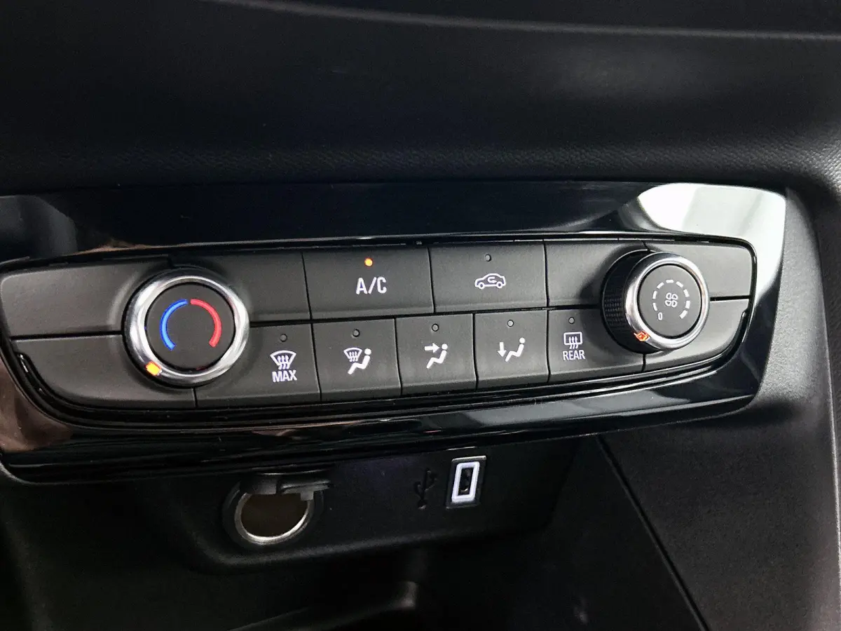 1.2 Turbo | 100pk | Cruise Control | Bluetooth | DEMO SALE |