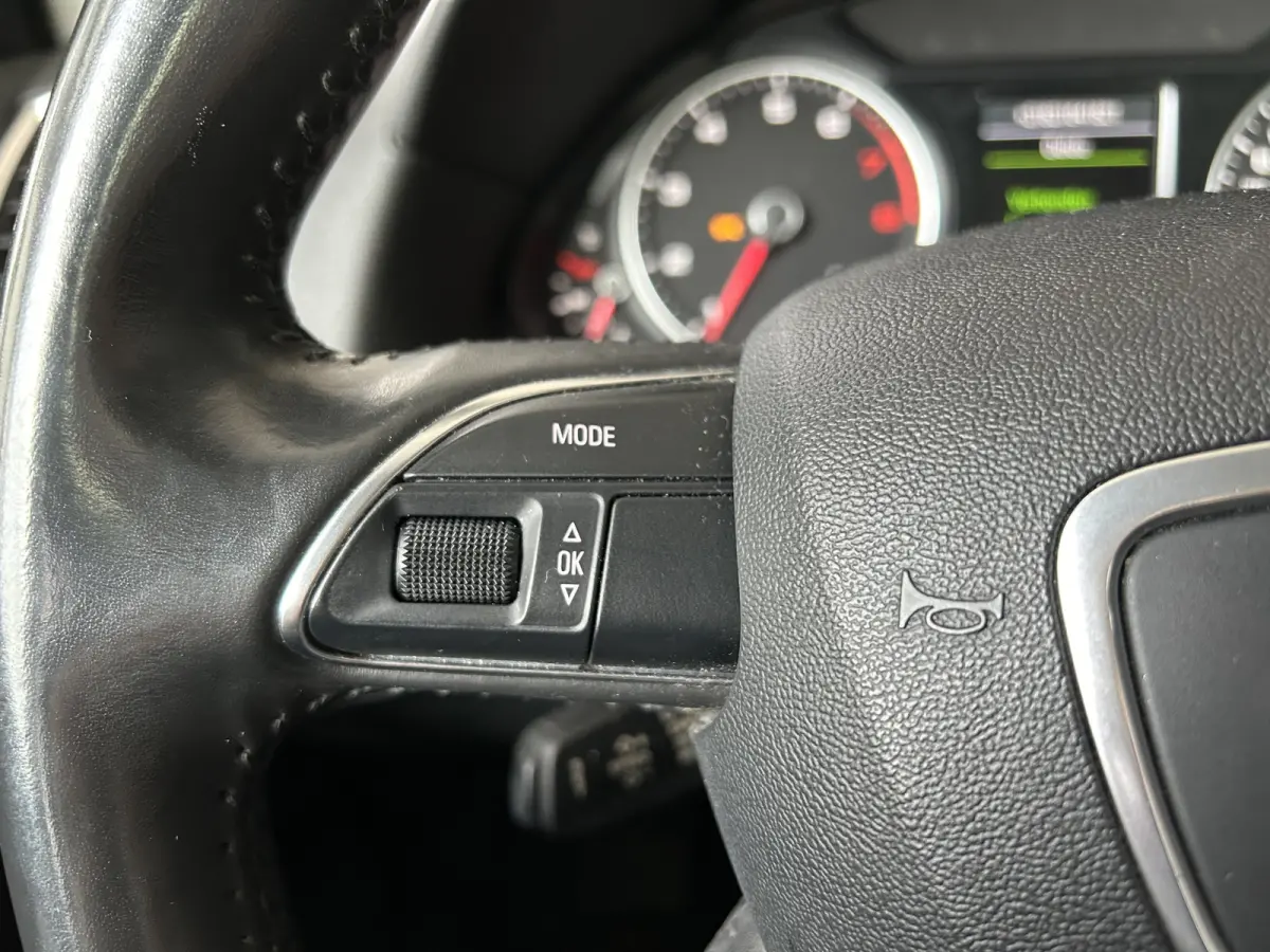 2.0 TFSI quattro Pro Line | AUTOMAAT | SCHUIF/KANTELDAK | LEDER | NAVI | PDC V+A | LMV 20'' | CRUISE CONTROL | CLIMATE CONTROL | BLUETOOTH