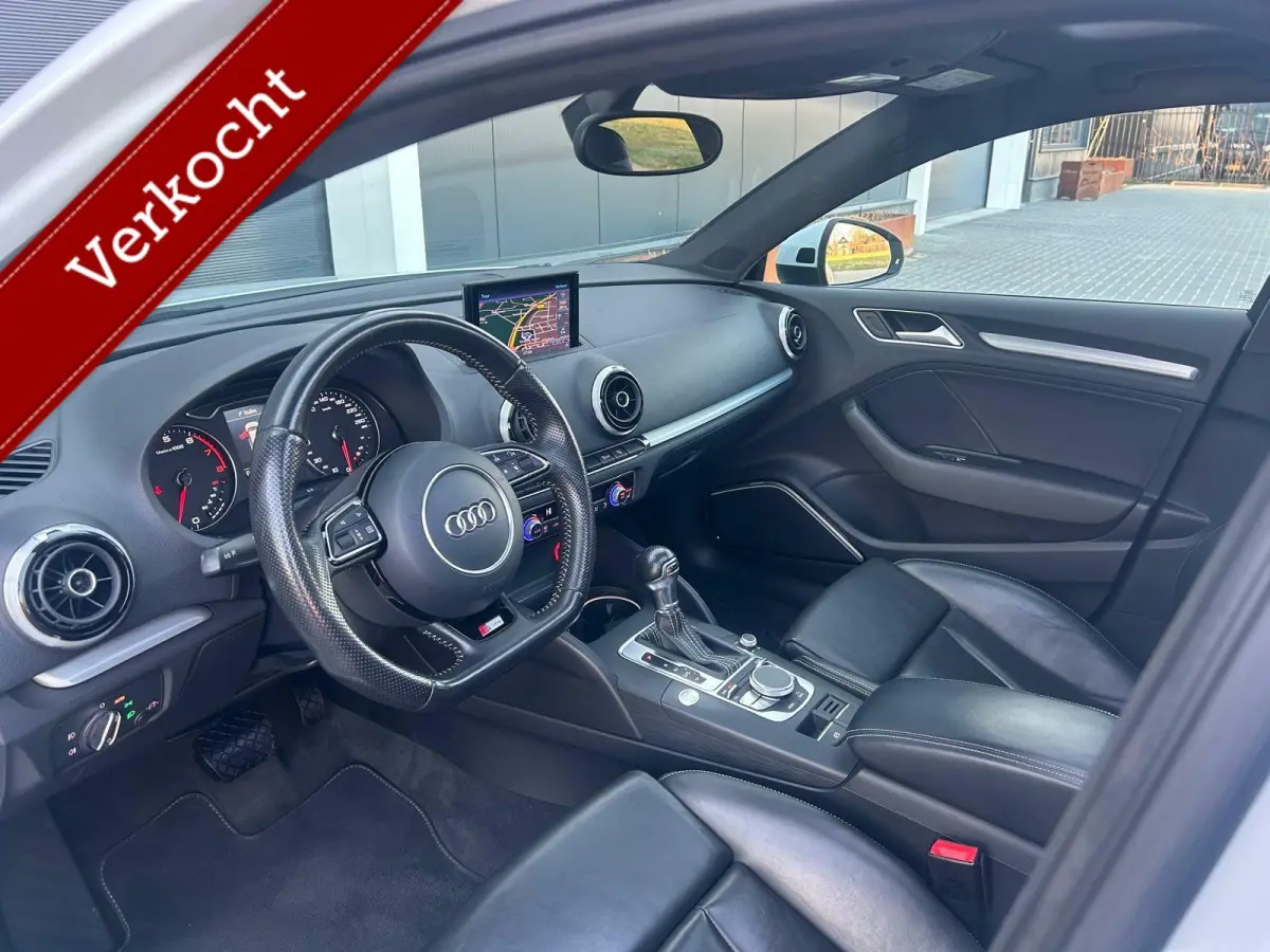 1.4 TFSI S-line/RS-stoelen/pano/keyless/Dodehoek/ Topstaat!