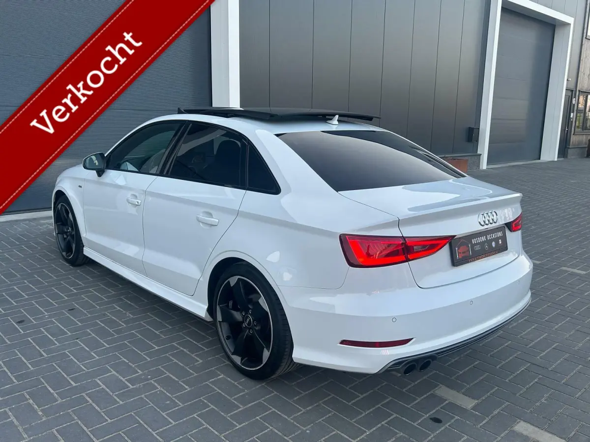 1.4 TFSI S-line/RS-stoelen/pano/keyless/Dodehoek/ Topstaat!