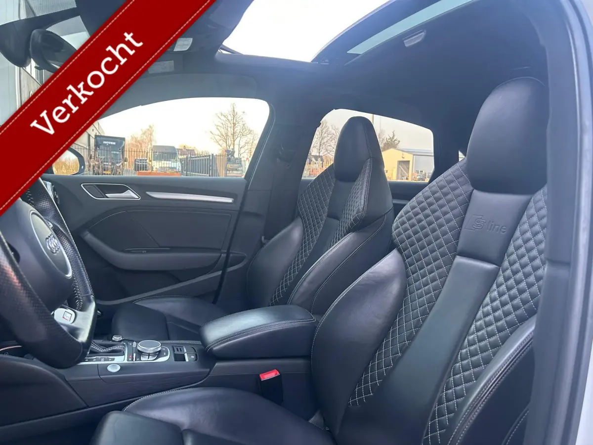 1.4 TFSI S-line/RS-stoelen/pano/keyless/Dodehoek/ Topstaat!