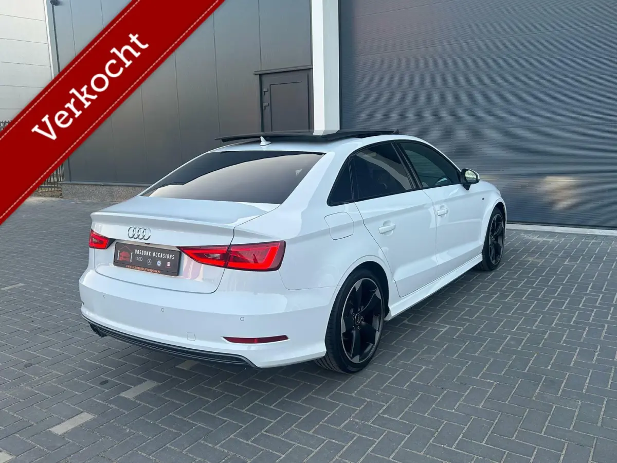 1.4 TFSI S-line/RS-stoelen/pano/keyless/Dodehoek/ Topstaat!