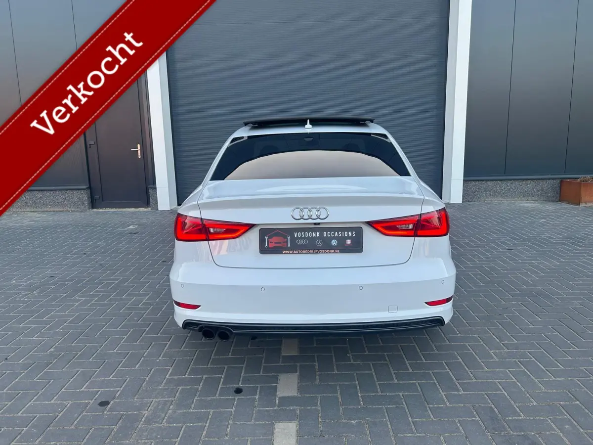 1.4 TFSI S-line/RS-stoelen/pano/keyless/Dodehoek/ Topstaat!