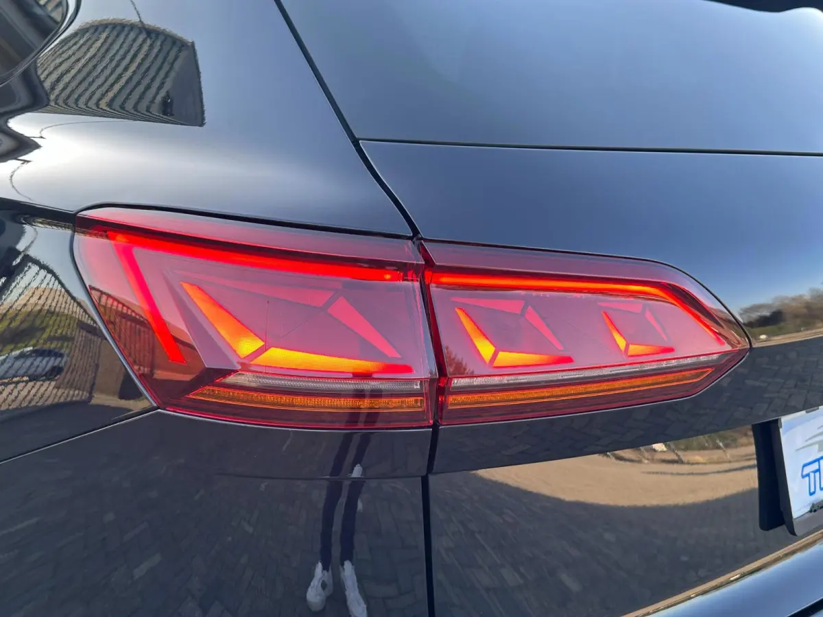 3.0 TSi 4MOTION R e-HYBRID 462PK|PANO|ACC|LUCHTV.|HEAD-UP|LED|