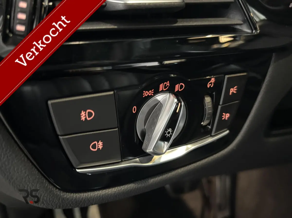 530i High Executive Edition | Navi | M | LED | Pano | Leder | ACC | Camera | Harman Kardon | Head-up | Keyless | Org. NLD. |