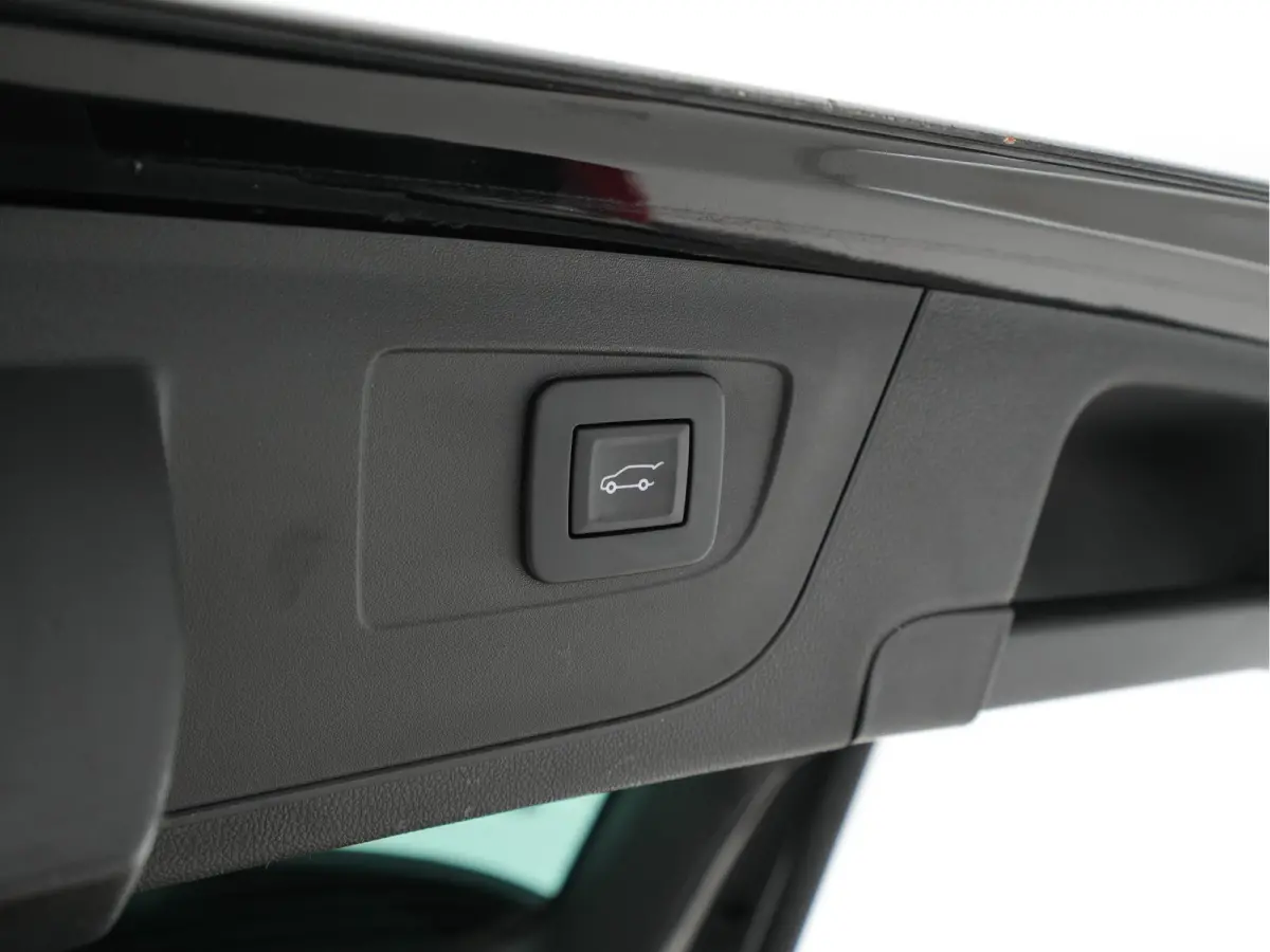 2.0 Turbo GS-Sport-Line Aut. *FULL-LEATHER | BOSE-SOUND | HEAD-UP | ADAPT.CRUISE | FULL-LED | MEMORY-PACK | SPORT/HEATED/COOLED/MASSAGE-SEATS  | NAVI-FULLMAP | GREY-WRAPPED | KEYLESS | CAMER