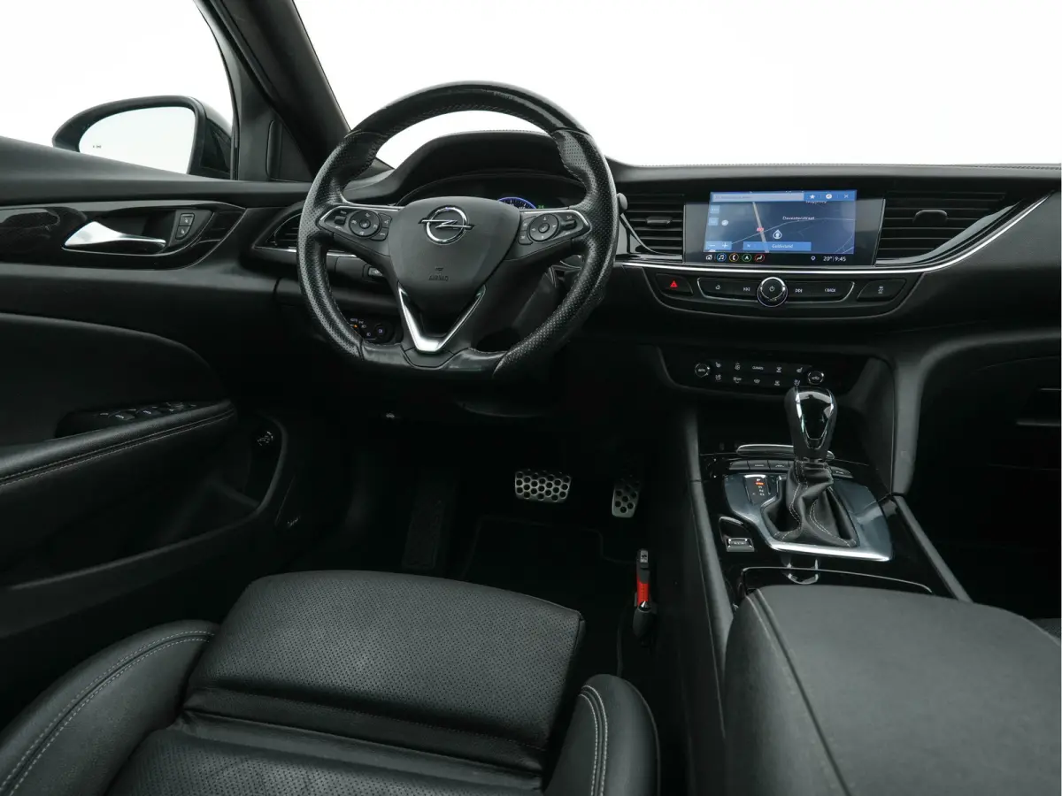 2.0 Turbo GS-Sport-Line Aut. *FULL-LEATHER | BOSE-SOUND | HEAD-UP | ADAPT.CRUISE | FULL-LED | MEMORY-PACK | SPORT/HEATED/COOLED/MASSAGE-SEATS  | NAVI-FULLMAP | GREY-WRAPPED | KEYLESS | CAMER