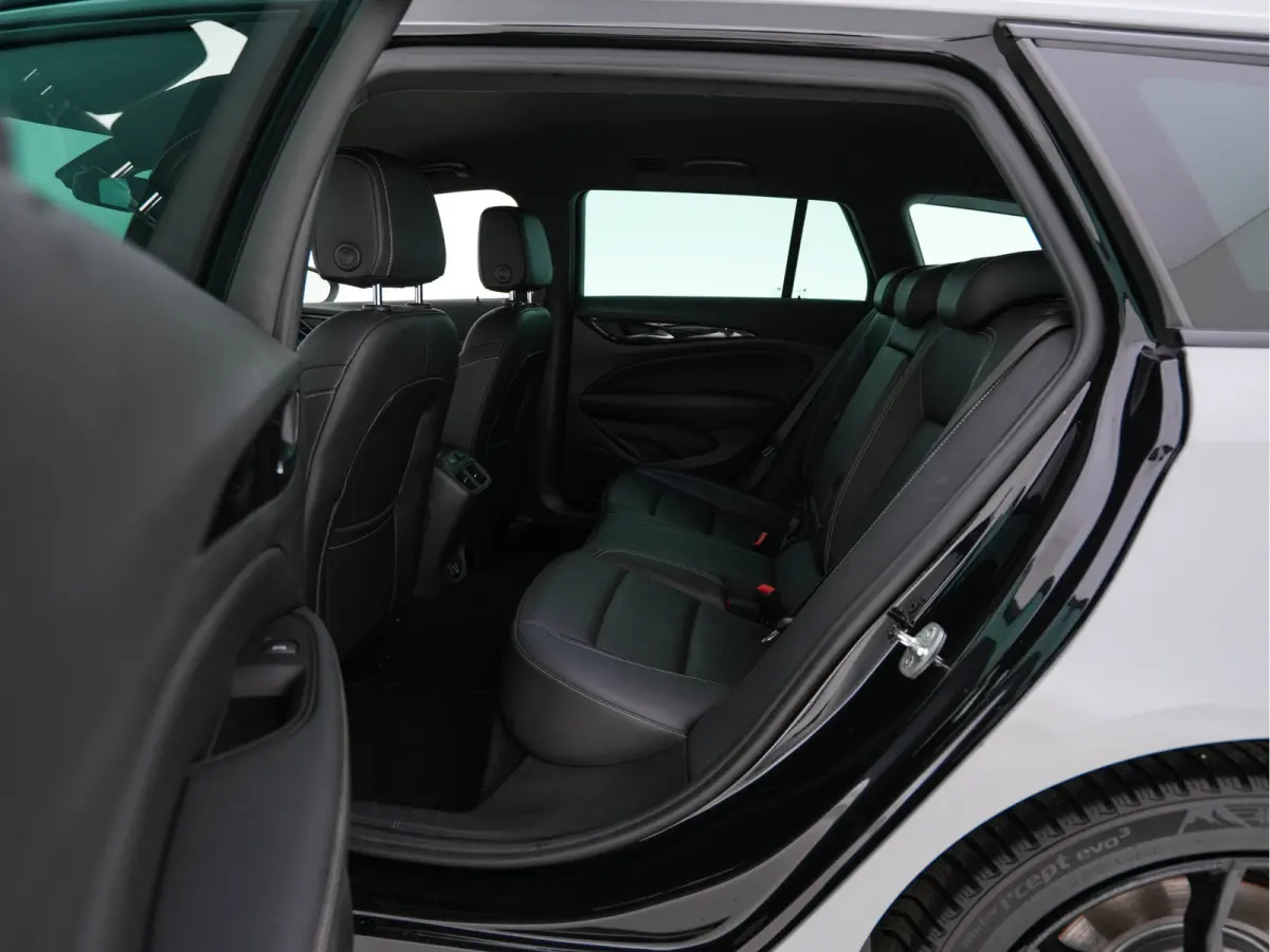 2.0 Turbo GS-Sport-Line Aut. *FULL-LEATHER | BOSE-SOUND | HEAD-UP | ADAPT.CRUISE | FULL-LED | MEMORY-PACK | SPORT/HEATED/COOLED/MASSAGE-SEATS  | NAVI-FULLMAP | GREY-WRAPPED | KEYLESS | CAMER