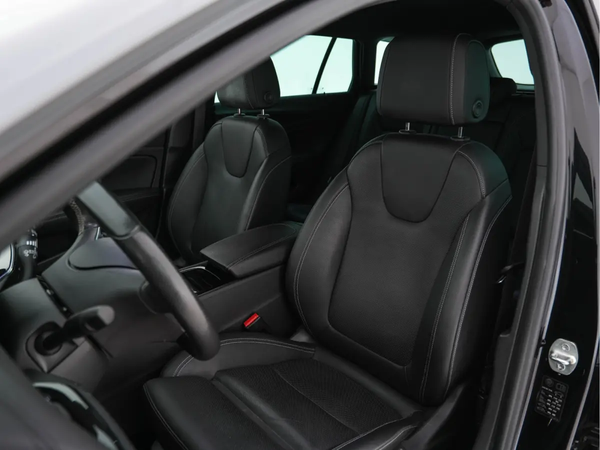 2.0 Turbo GS-Sport-Line Aut. *FULL-LEATHER | BOSE-SOUND | HEAD-UP | ADAPT.CRUISE | FULL-LED | MEMORY-PACK | SPORT/HEATED/COOLED/MASSAGE-SEATS  | NAVI-FULLMAP | GREY-WRAPPED | KEYLESS | CAMER
