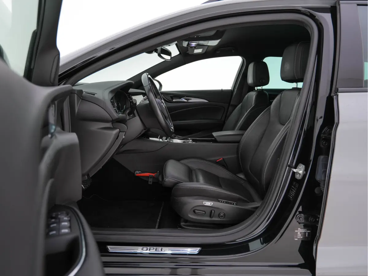 2.0 Turbo GS-Sport-Line Aut. *FULL-LEATHER | BOSE-SOUND | HEAD-UP | ADAPT.CRUISE | FULL-LED | MEMORY-PACK | SPORT/HEATED/COOLED/MASSAGE-SEATS  | NAVI-FULLMAP | GREY-WRAPPED | KEYLESS | CAMER