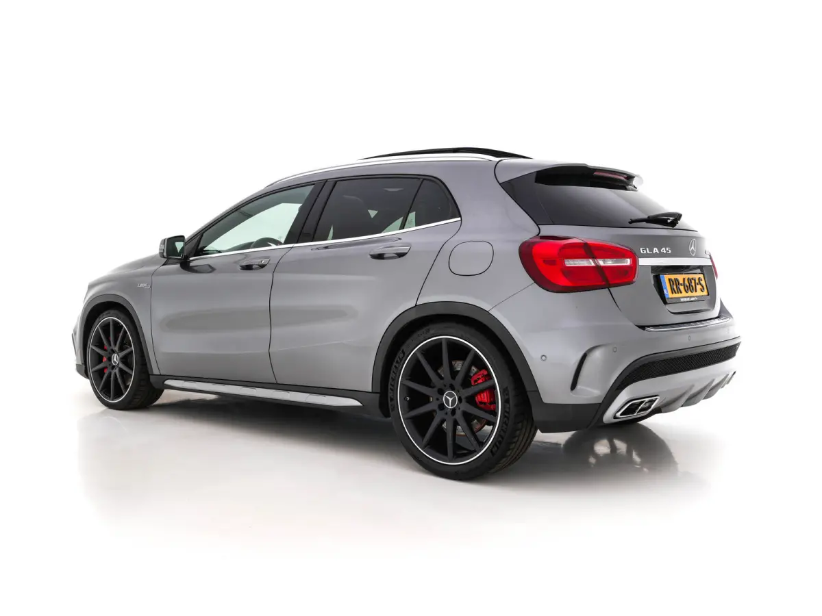 AMG 45 4MATIC Aut.*PANO | XENON | LEATHER-ALCANTARA | MEMORY-PACK | HARMAN/KARDON | KEYLESS |  CAMERA | SPORTSEATS | HEATED-SEATS | NAVI-FULLMAP | SHIFTPADDLES  | ECC | PDC | CRUISE | 20''AL