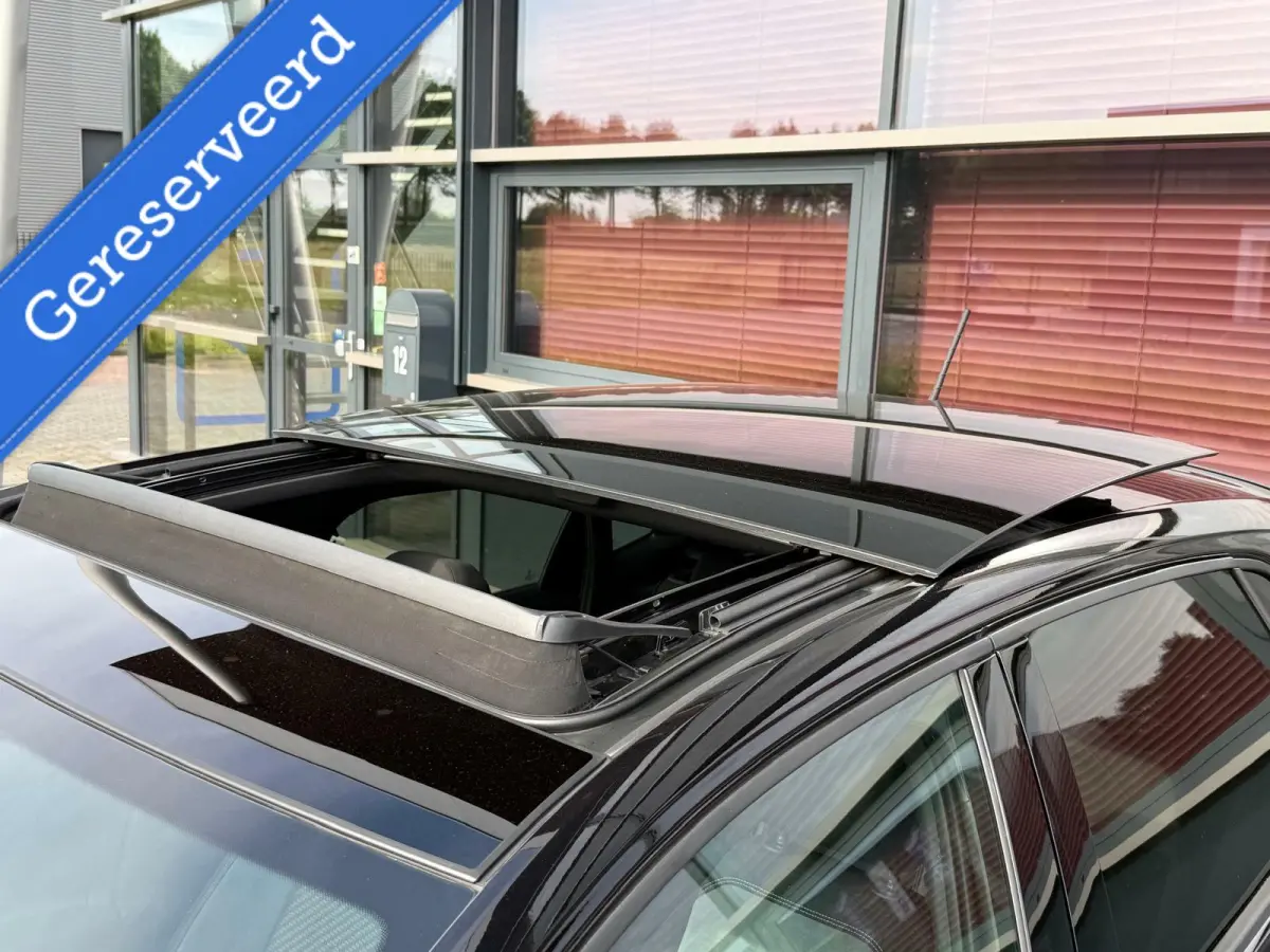 1.0 TSI 3xR-Line/Pano/Navi/camera/keyless/Beatsaudio