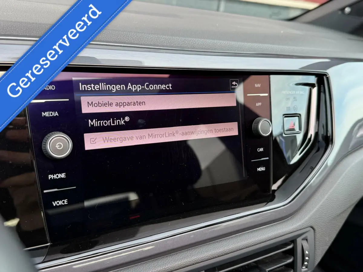 1.0 TSI 3xR-Line/Pano/Navi/camera/keyless/Beatsaudio