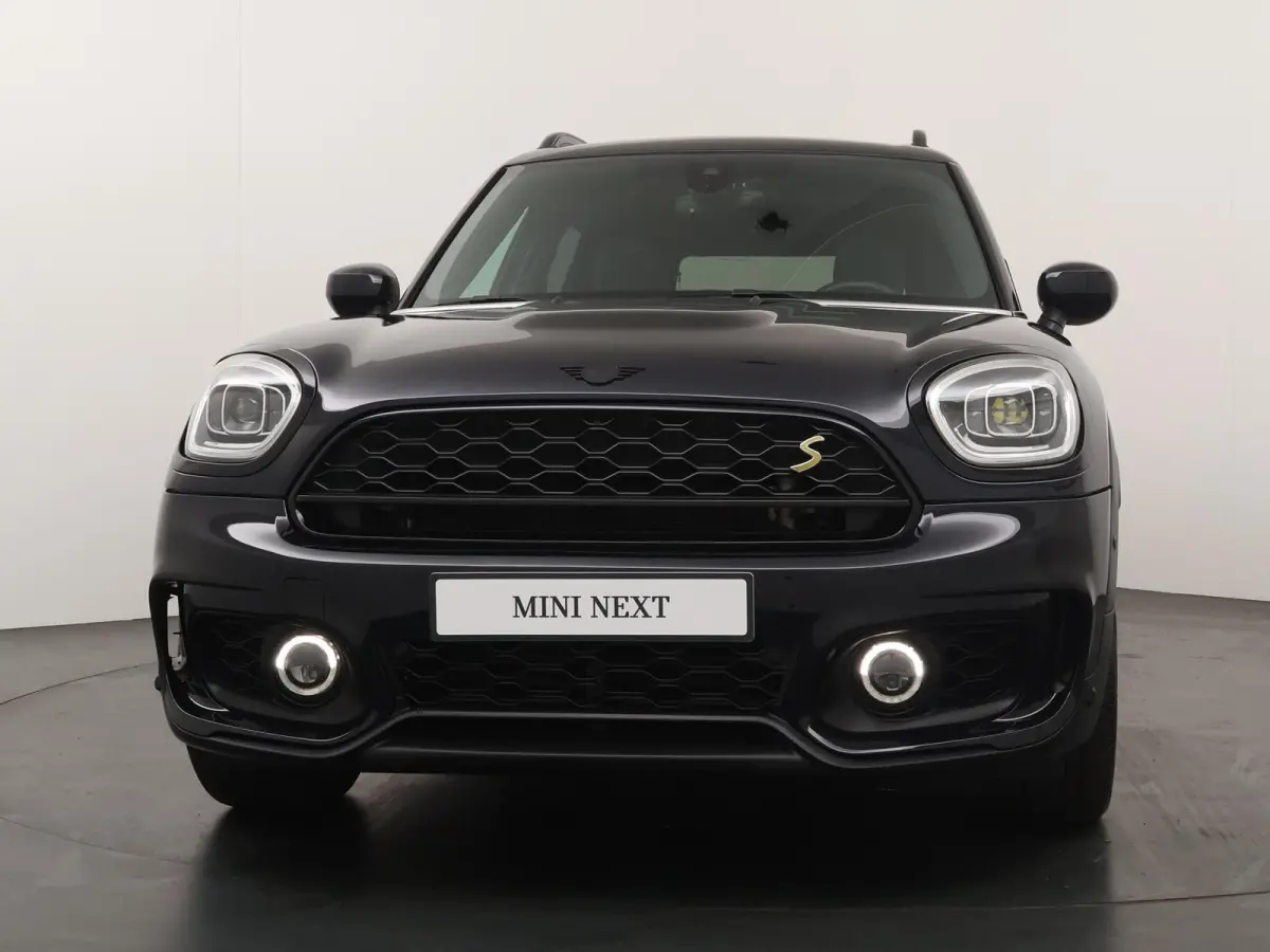 Cooper SE ALL4 John Cooper Works | Achteruitrijcamera | Panoramadak | Stuurwielverwarming | Head-Up Display | John Cooper Works uitvoering |