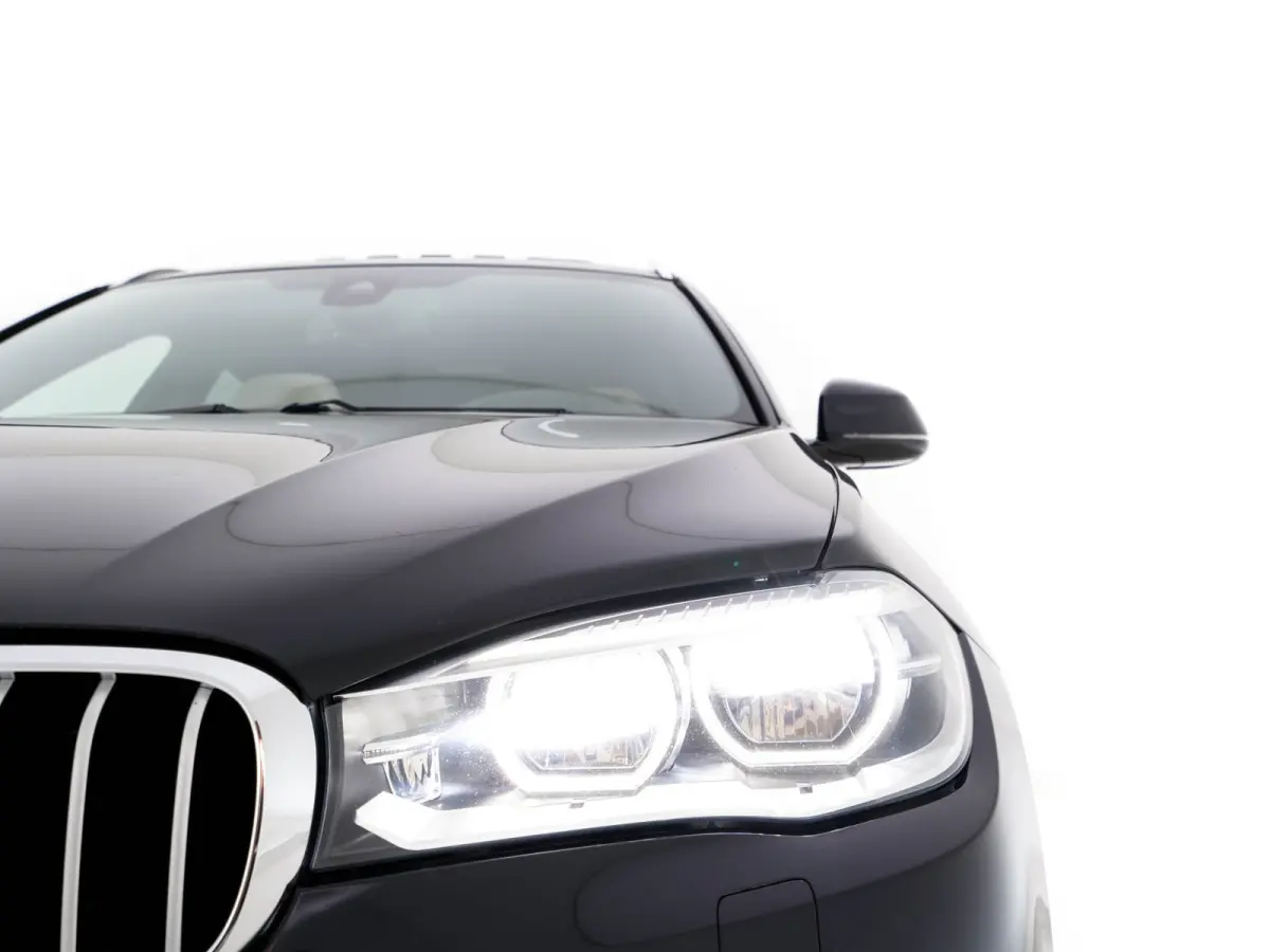 xDrive50i High-Executive M-Sportpack Aut. *PANO | HEAD-UP | TWO-COLOUR-LUXURYLEATHER | FULL-LED | MEMORY-PACK | HARMAN/KARDON-SOUNDSYSTEM |  | BLIND-SPOT | KEYLESS | CAMERA | COMFORT-SEATS |