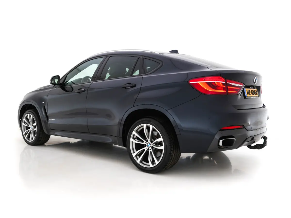 xDrive50i High-Executive M-Sportpack Aut. *PANO | HEAD-UP | TWO-COLOUR-LUXURYLEATHER | FULL-LED | MEMORY-PACK | HARMAN/KARDON-SOUNDSYSTEM |  | BLIND-SPOT | KEYLESS | CAMERA | COMFORT-SEATS |