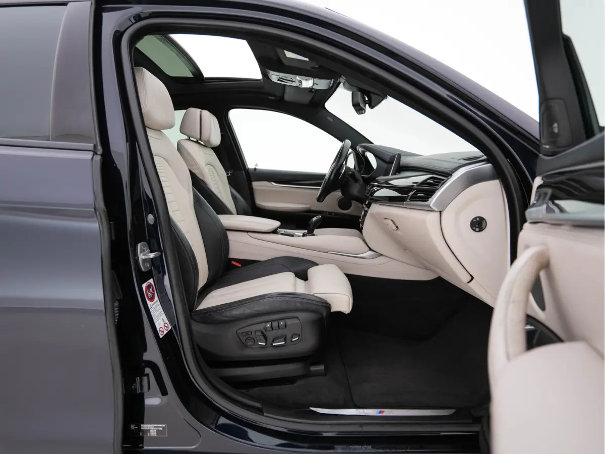 xDrive50i High-Executive M-Sportpack Aut. *PANO | HEAD-UP | TWO-COLOUR-LUXURYLEATHER | FULL-LED | MEMORY-PACK | HARMAN/KARDON-SOUNDSYSTEM |  | BLIND-SPOT | KEYLESS | CAMERA | COMFORT-SEATS |